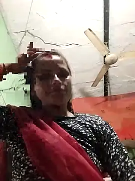 Snapshot of KIRTI12_HOT chatting on September 28, 3:50 pm KIRTI12 HOT online show from September 28, 3:50 pm