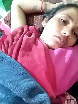 Snapshot of KIRTI12_HOT chatting on October 28, 8:11 pm KIRTI12 HOT online show from October 28, 8:11 pm