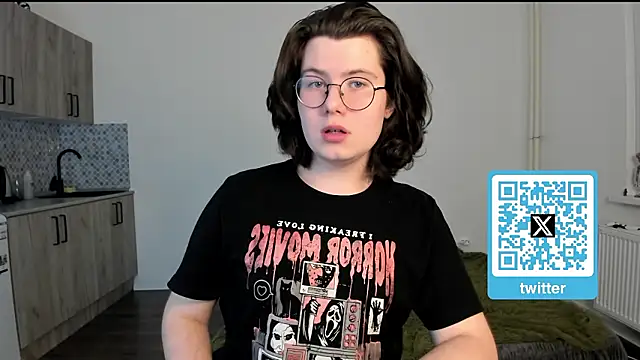 Derek Shameless online show from March 12, 7:20 pm