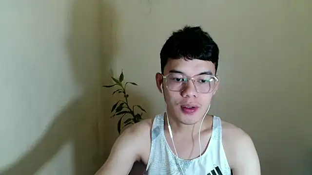 Snapshot of keirflorianxx chatting on October 14, 9:26 pm keirflorianxx online show from October 14, 9:26 pm