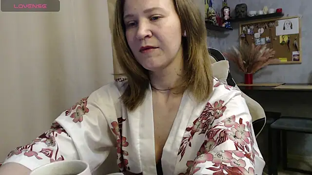 harpermoss online show from October 14, 10:10 pm