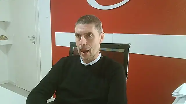 max79ve31 online show from March 9, 12:42 pm