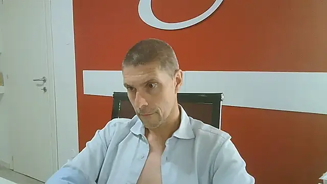 max79ve31 online show from June 10, 1:43 pm