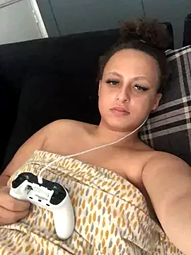Snapshot of Welsh_Maya19X chatting on September 21, 1:13 pm Welsh Maya19X online show from September 21, 1:13 pm