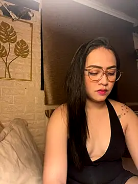 yourdevilsweettsx online show from November 8, 9:42 am