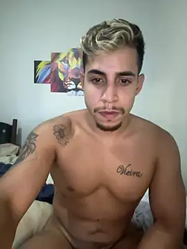 Snapshot of Obrab_ chatting on June 3, 8:36 pm Obrab online show from June 3, 8:36 pm