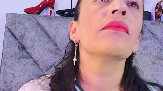 Shantey Laurent online show from February 17, 12:56 pm