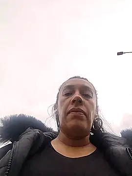 Shantey Laurent online show from April 8, 12:05 pm