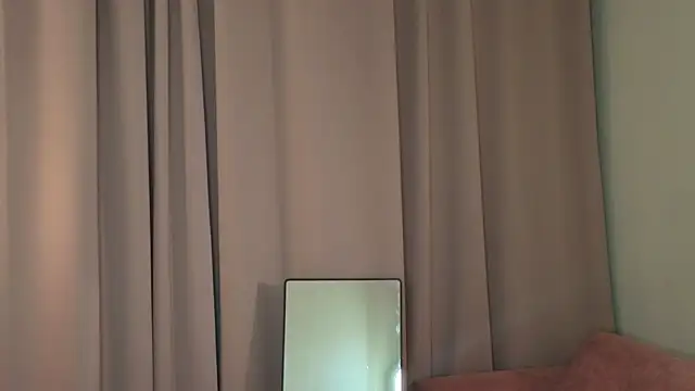 LoveSeekins online show from March 31, 7:14 pm