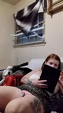Snapshot of nakedgarbageperson chatting on July 20, 3:32 am nakedgarbageperson online show from July 20, 3:32 am