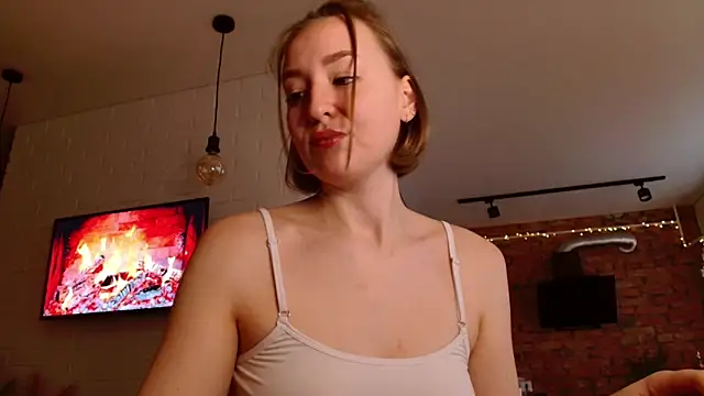 WhitePrincessLuna online show from November 5, 1:00 pm