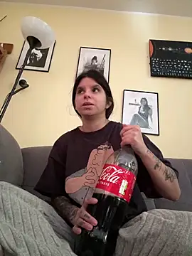 Brutecia2002 online show from February 17, 10:56 am