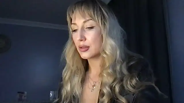 Pyrelissa online show from December 21, 5:42 pm