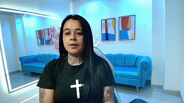 Black roseee online show from October 18, 4:15 am