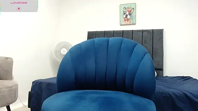 adriel escalante online show from February 10, 3:32 am