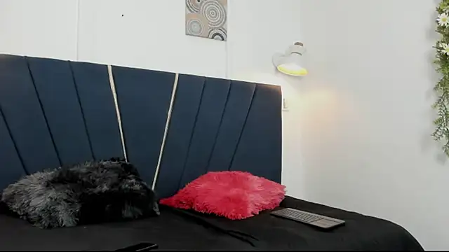 hotvain cum23 online show from October 19, 8:37 am