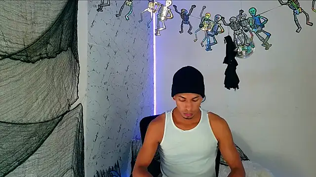 lorian vikel online show from October 8, 10:29 pm