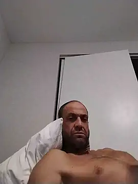 PeterHanglin online show from July 14, 5:23 am