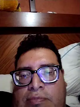 Santiagoqro85 online show from October 5, 4:11 am