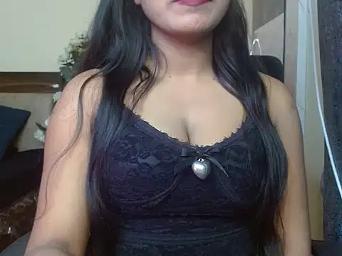 Miss Virgingirl04 online show from January 14, 5:57 am