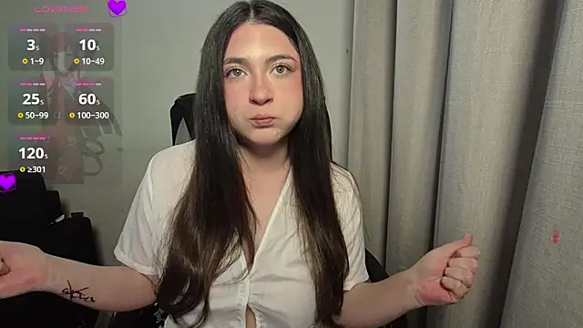 valentinauwu online show from November 25, 3:06 am