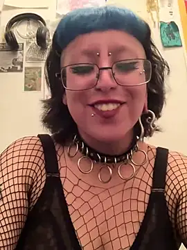 Snapshot of kinkydolly666 chatting on September 15, 11:38 pm kinkydolly666 online show from September 15, 11:38 pm