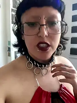 Snapshot of kinkydolly666 chatting on September 18, 5:37 pm kinkydolly666 online show from September 18, 5:37 pm
