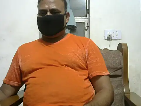 Snapshot of Famit025 chatting on September 10, 6:08 pm Famit025 online show from September 10, 6:08 pm