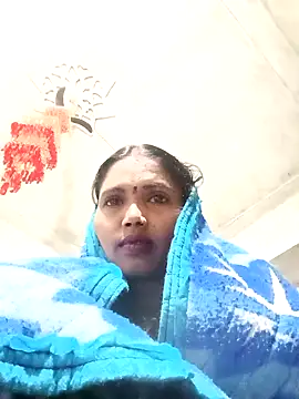 Snapshot of Cm_pooja chatting on January 18, 7:39 pm Cm pooja online show from January 18, 7:39 pm