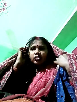 Snapshot of Cm_pooja chatting on February 2, 8:29 pm Cm pooja online show from February 2, 8:29 pm