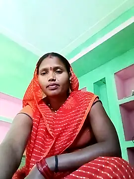 Snapshot of Cm_pooja chatting on February 9, 9:35 am Cm pooja online show from February 9, 9:35 am