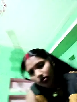 Snapshot of Cm_pooja chatting on February 23, 3:31 pm Cm pooja online show from February 23, 3:31 pm