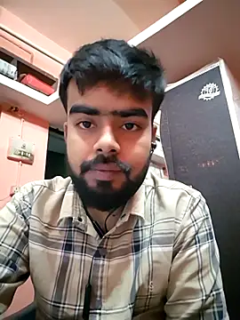 soniriyaa010101 online show from December 3, 10:30 pm