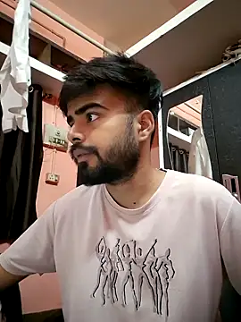 soniriyaa010101 online show from April 14, 9:04 am