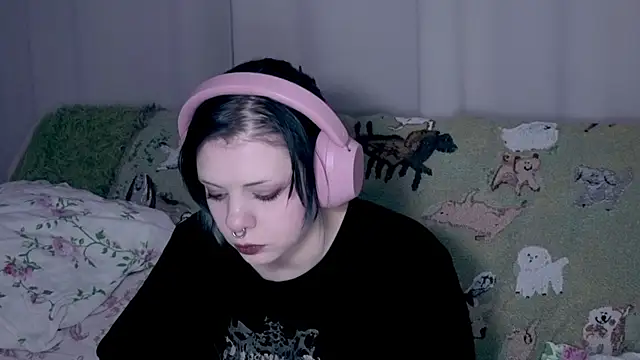 Alice Zev online show from April 3, 12:30 am