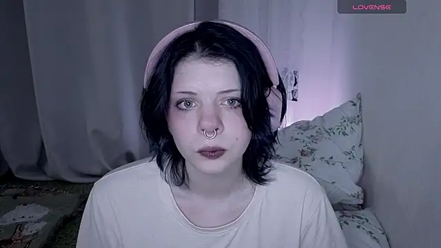 Snapshot of Alice_Zev chatting on July 13, 11:29 pm Alice Zev online show from July 13, 11:29 pm