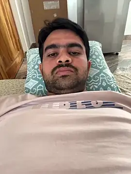 Snapshot of sunnu_97_ chatting on January 6, 5:00 am sunnu 97 online show from January 6, 5:00 am