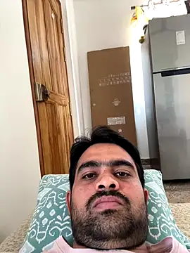 Snapshot of sunnu_97_ chatting on January 7, 7:44 am sunnu 97 online show from January 7, 7:44 am