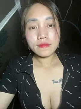 chipp-bong online show from April 4, 2:25 pm