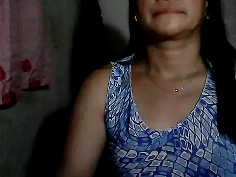 yoursPinayMama1682 online show from January 6, 2:21 pm