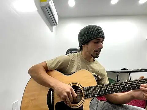 Snapshot of Stringin69 chatting on November 18, 7:51 pm Stringin69 online show from November 18, 7:51 pm