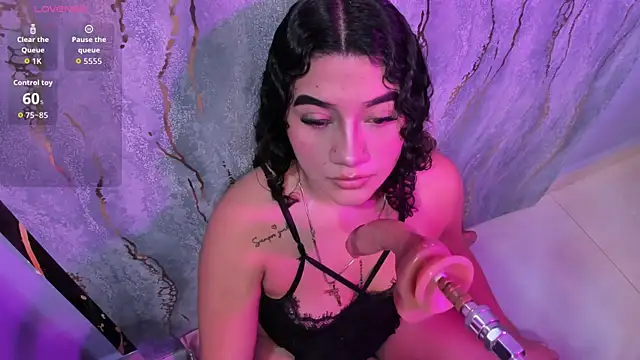 mia cataleiya online show from October 23, 11:20 am