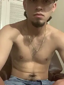 Snapshot of The_bad_boy666 chatting on November 20, 1:39 am The bad boy666 online show from November 20, 1:39 am