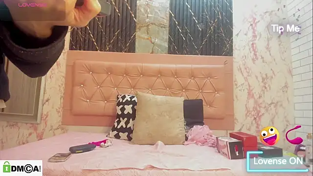 Caroline daring online show from January 13, 1:38 pm