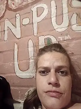 Snapshot of Skymadison chatting on March 3, 10:15 pm Skymadison online show from March 3, 10:15 pm