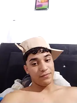 Austin Cardieff  online show from November 11, 7:58 pm