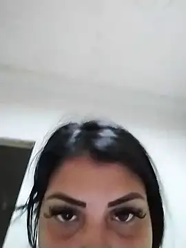 Snapshot of merylinbebe chatting on October 7, 6:32 am merylinbebe online show from October 7, 6:32 am