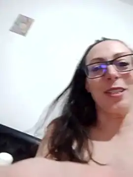 Snapshot of Astrid3 chatting on March 13, 12:28 am Astrid3 online show from March 13, 12:28 am