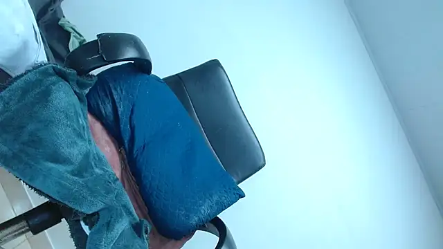 Nataly Burning online show from April 8, 2:17 pm