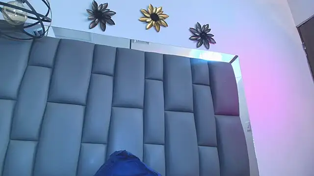 kissme luna online show from January 9, 7:04 pm